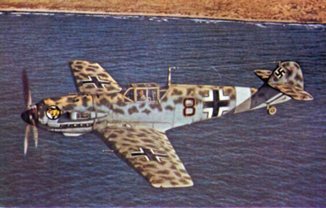 A German Messerschmitt Bf 109E-4/Trop of Jagdgeschwader 27 (27th Fighter Wing) off the North African coast in the summer of 1941.